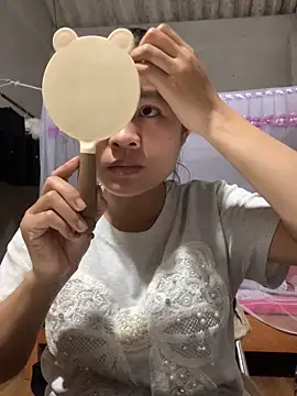 NhuFox online show from September 10, 2:06 pm