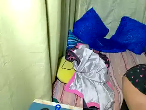 xxloveheart online show from February 18, 8:41 pm