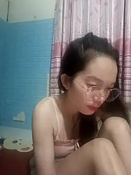 Snapshot of Lyly999 chatting on October 7, 2:54 pm Lyly999 online show from October 7, 2:54 pm