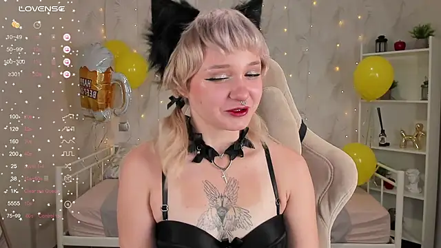 Tori Cutie online show from October 1, 12:04 am