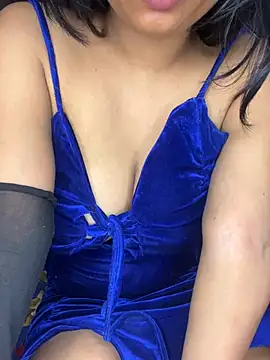 Cute-Samayra online show from May 3, 6:33 pm