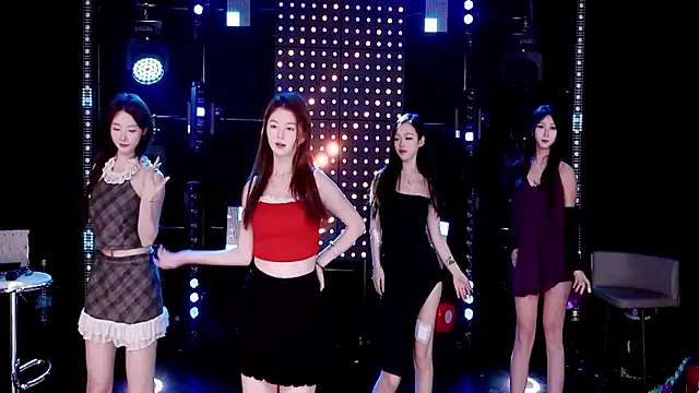 ZZ00033S online show from December 17, 8:29 am