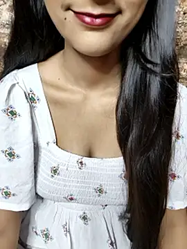 Indian-Aleena online show from October 18, 7:44 am