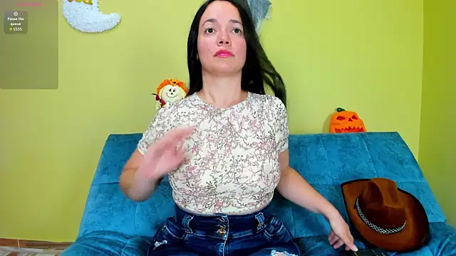 loreen grey online show from October 17, 8:23 pm