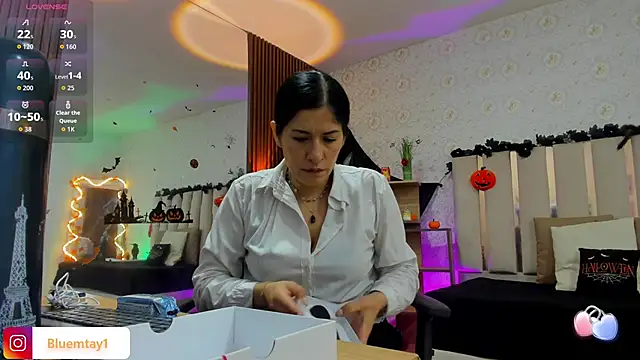 BLUE TAY1 online show from October 27, 12:12 pm