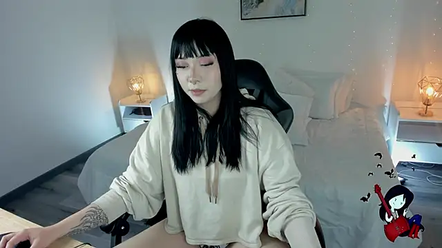 Snapshot of Noahcryptic chatting on October 30, 6:38 am Noahcryptic online show from October 30, 6:38 am