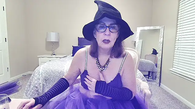 HotTxGilfMaggie online show from October 30, 1:08 am