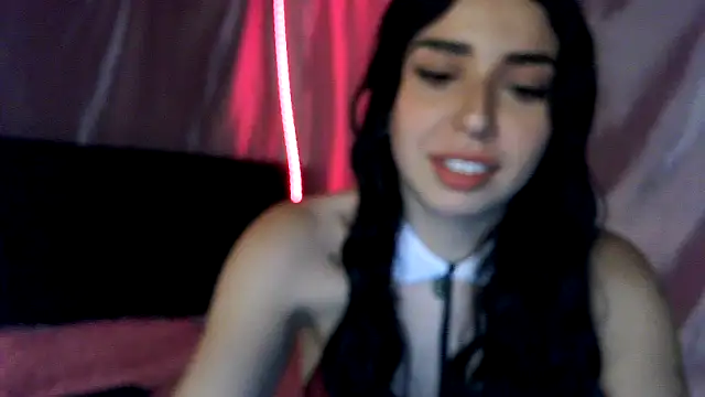 sweetbrunette22 online show from September 22, 10:41 pm