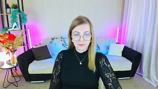 YourUniverser online show from September 13, 9:39 am