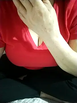 zerdaliii online show from February 4, 3:37 pm