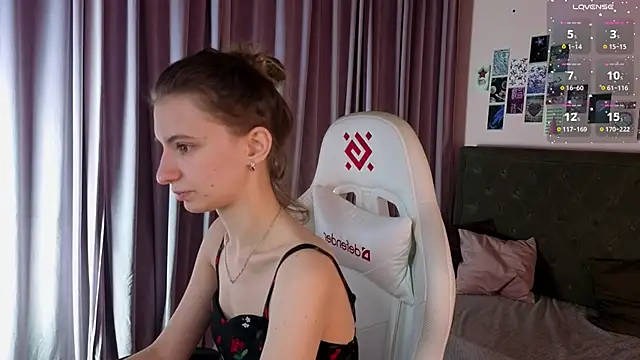 kaleriyaa  online show from March 10, 1:31 am