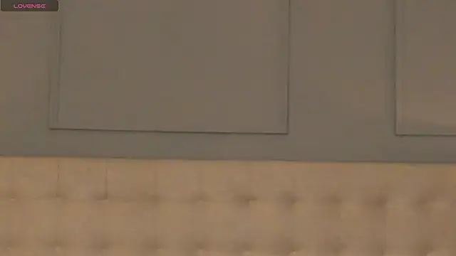 KellyRooss online show from October 6, 12:11 pm