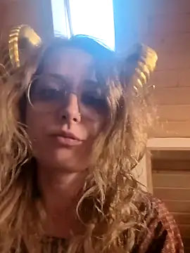 marijacucu online show from July 27, 4:26 pm