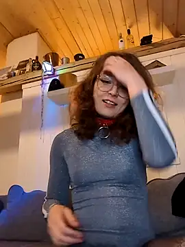 marijacucu online show from June 14, 9:48 pm
