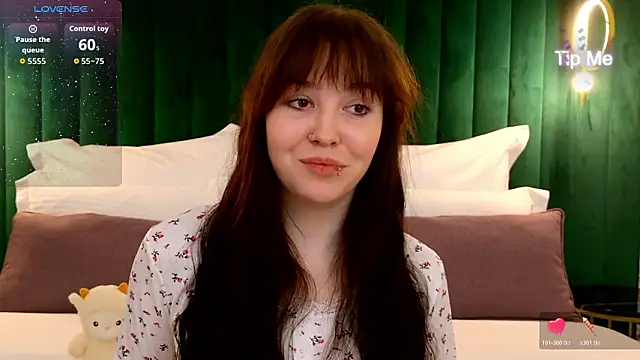 VanessaFields online show from February 25, 5:00 pm