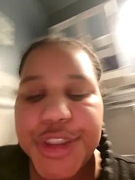 chocolate bella online show from February 1, 2:21 am