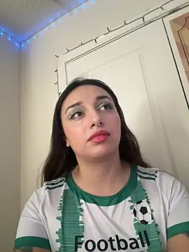 CharmingMaddie online show from February 8, 6:11 pm