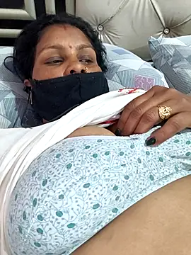 Love-pari077 online show from March 4, 4:13 pm