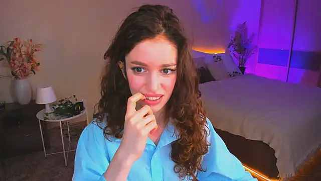 ChristinaConteeree online show from October 6, 7:29 pm