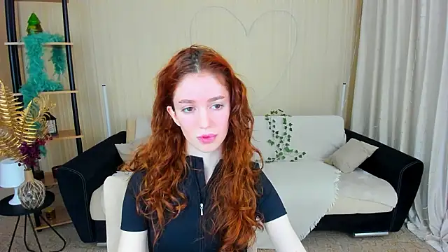 ChristinaConteeree online show from February 7, 4:44 pm