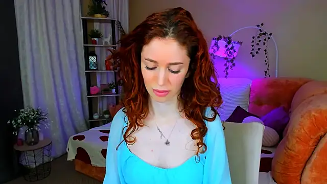 ChristinaConteeree online show from June 3, 7:08 pm