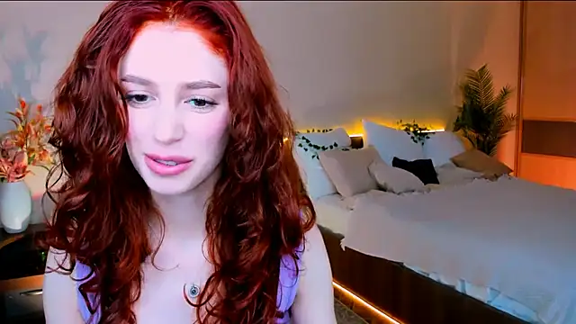 ChristinaConteeree online show from October 17, 7:17 pm