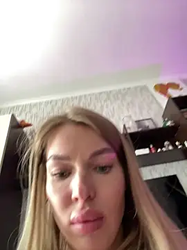 miss veroNika online show from June 5, 6:52 am