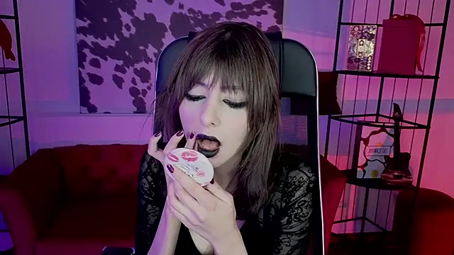 CrystallBloom online show from February 14, 7:16 pm