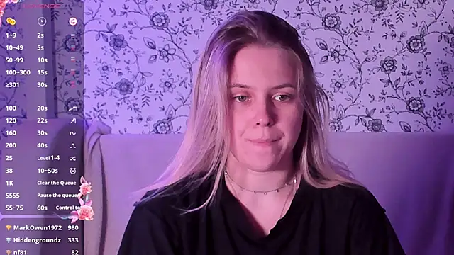 AngelAnty online show from December 13, 7:53 pm