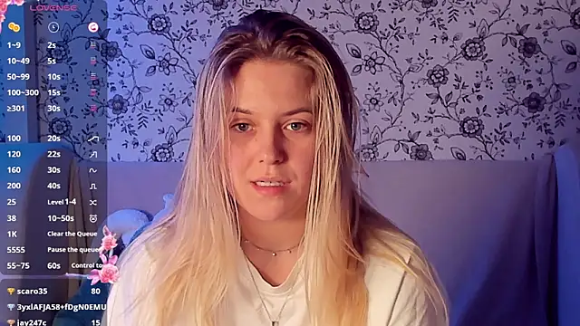 AngelAnty online show from December 1, 2:31 pm