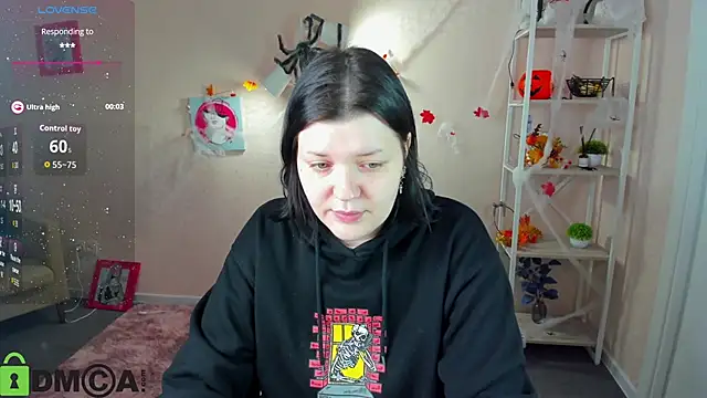 Michele Greenn online show from November 1, 1:10 am