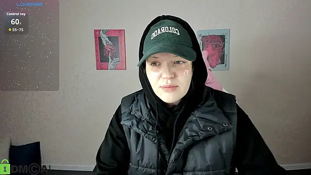 Michele Greenn online show from October 3, 1:22 am