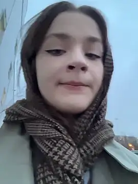 KittyQueeny online show from November 3, 2:10 pm