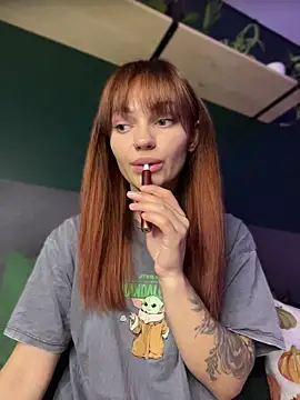 SaraLow online show from November 18, 1:28 am