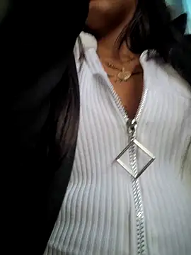 LunaHot 777 online show from October 3, 9:20 pm