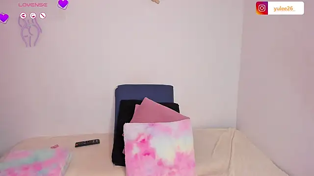 Brandy brown  online show from November 6, 11:43 pm