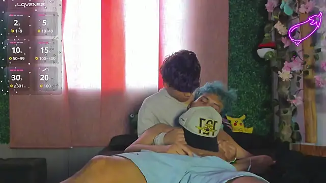 spicy adonhis online show from September 18, 1:20 pm