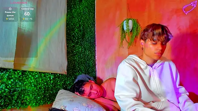 spicy adonhis online show from November 19, 12:49 pm