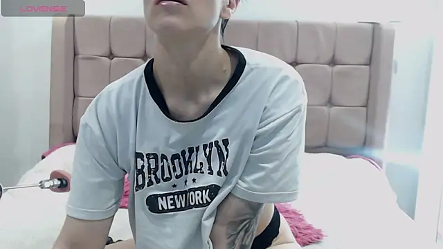 HotAss Hally online show from September 12, 9:40 am