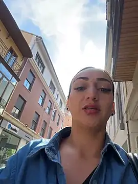 Ninabigtitied online show from October 28, 11:49 am