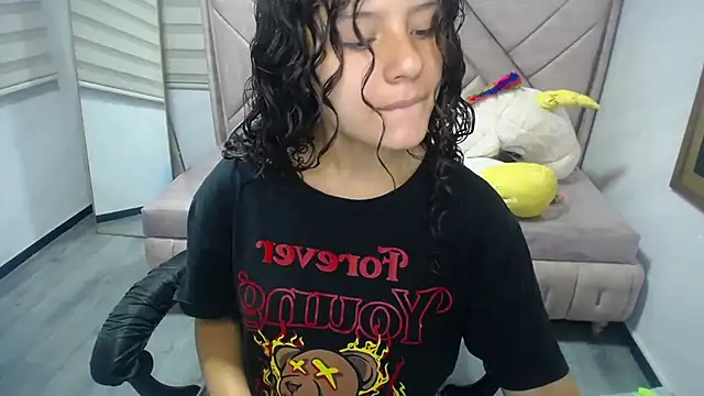 Velvet Moon V online show from September 12, 2:02 pm