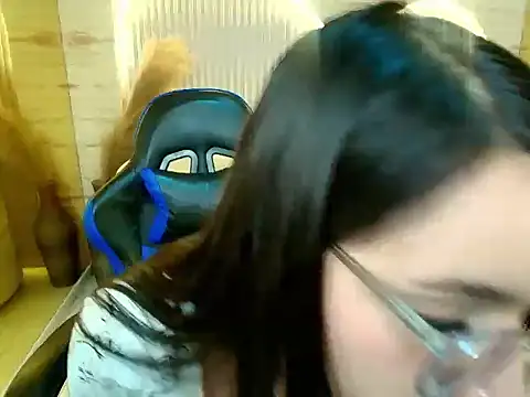 scarlettvixen r online show from September 29, 7:52 pm