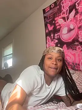 PrettyBabriexox online show from April 16, 1:44 pm