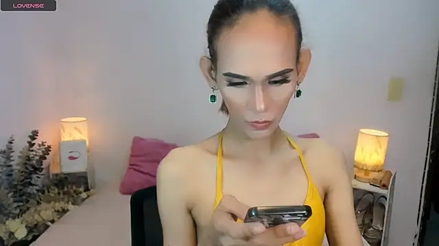 tsmokemachine online show from November 5, 9:42 pm