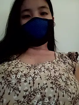 babyjunee12 online show from January 19, 6:31 am