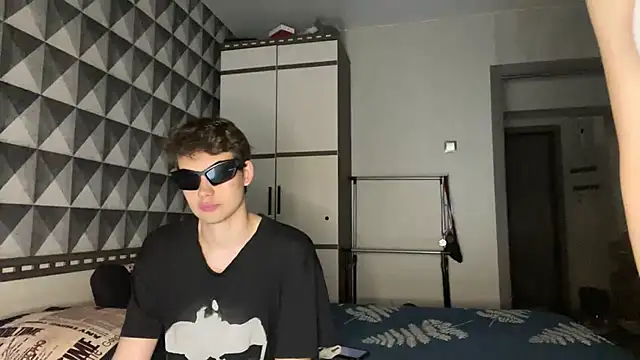 merycouple online show from April 13, 9:26 pm