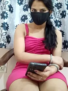 poojam93 online show from April 7, 4:20 pm