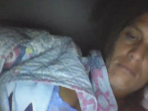 sarahkat86 online show from March 25, 1:11 am