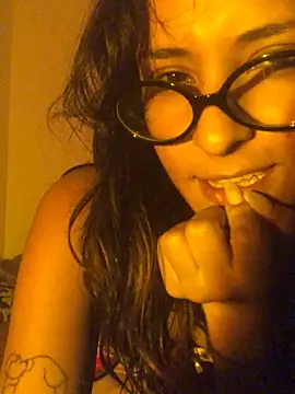 Snapshot of Mikasa-Ackerman chatting on September 15, 4:47 pm Mikasa-Ackerman online show from September 15, 4:47 pm