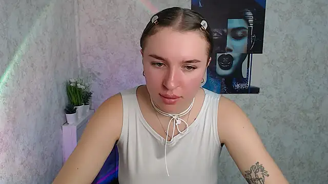 Snapshot of JuliaTopp_ chatting on October 24, 6:37 pm JuliaTopp  online show from October 24, 6:37 pm